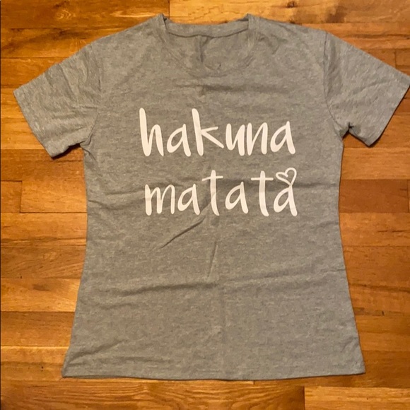 Hakuna Matata shirt - Picture 1 of 2